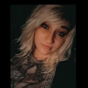 Meet your Posher, Tiffany